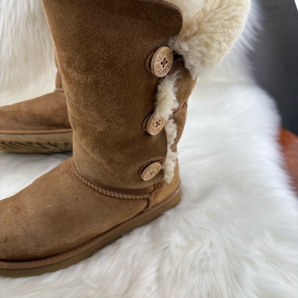 UGG Chestnut Suede Tall Winter Boots - Picture 5 of 11